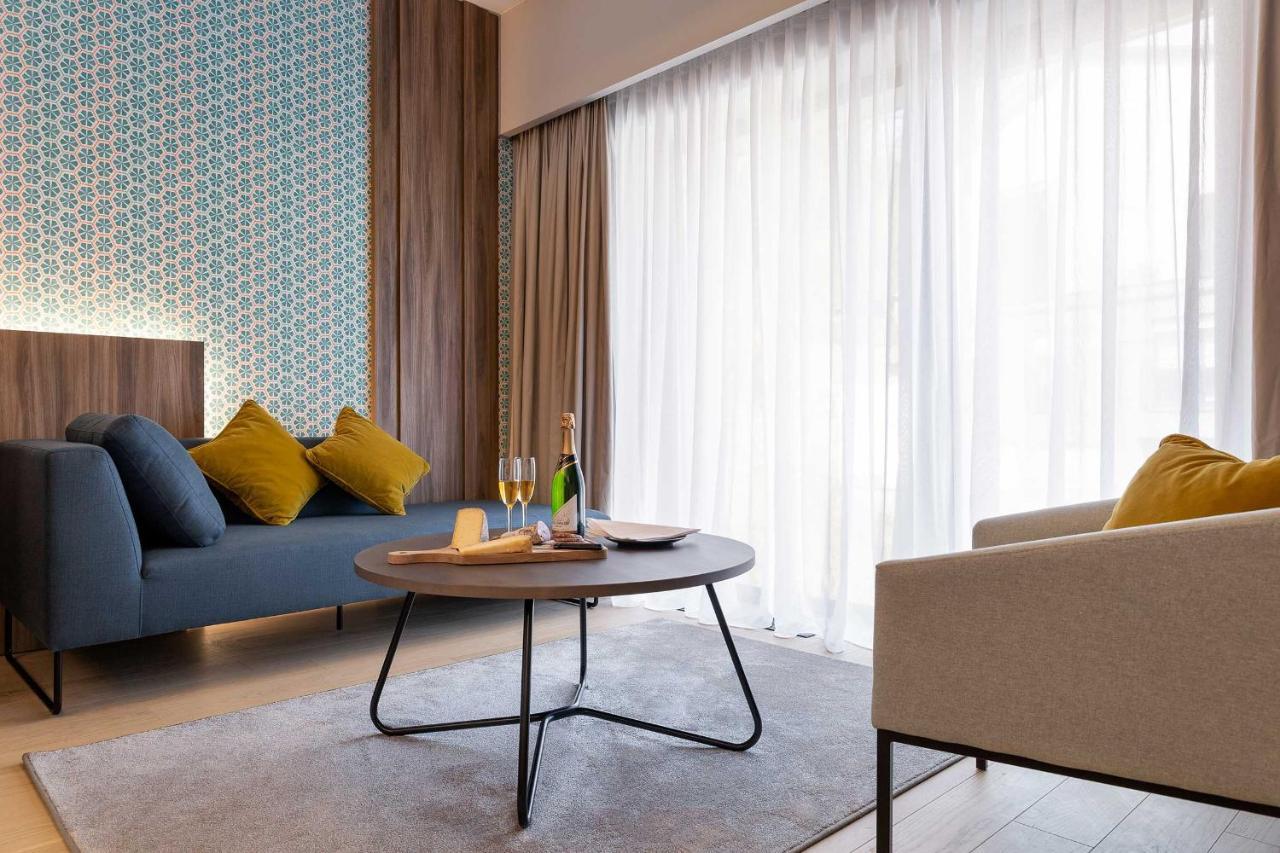 The Central Kirchberg - Smart Aparthotel Люксембург Екстериор снимка