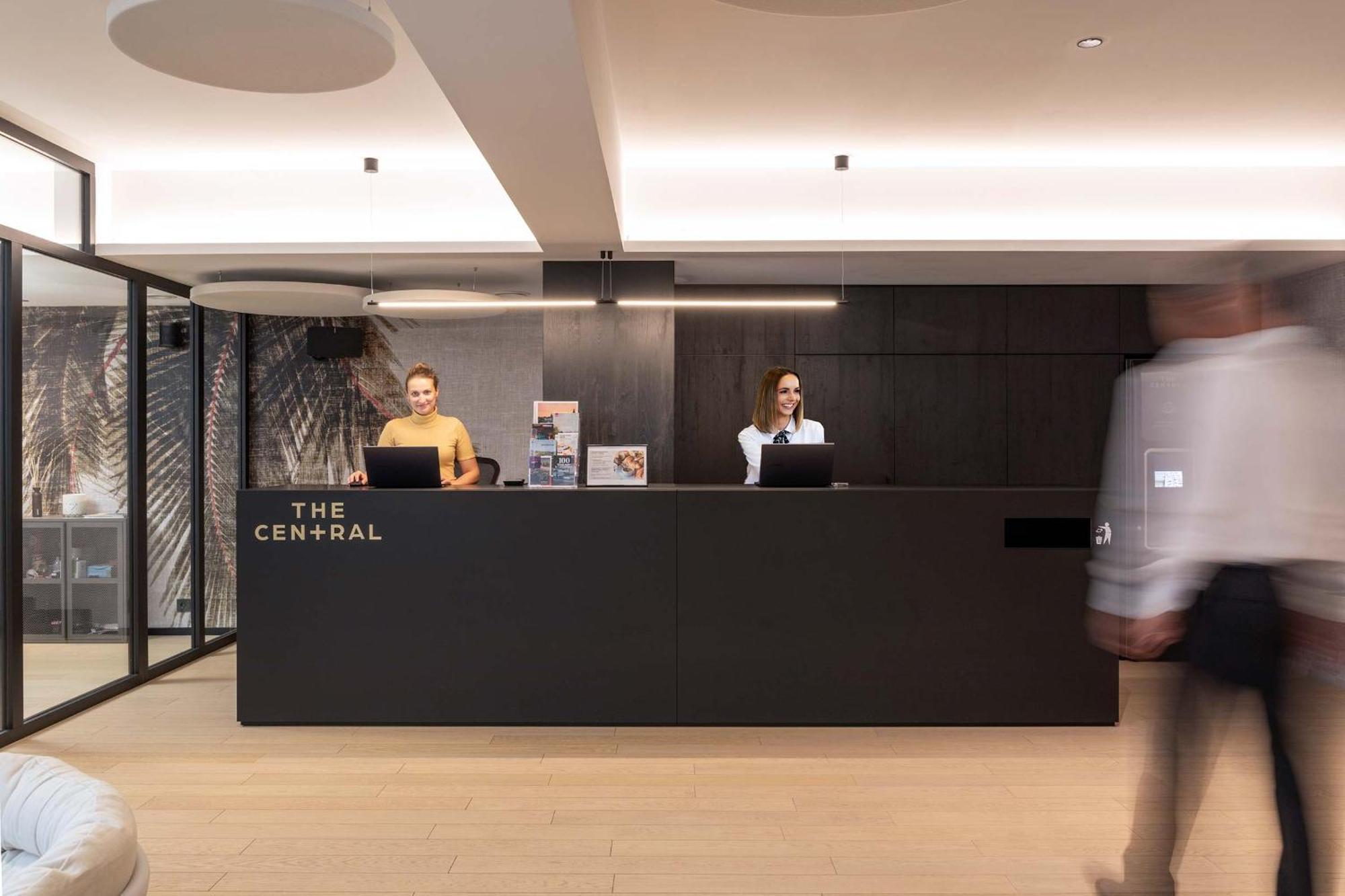 The Central Kirchberg - Smart Aparthotel Люксембург Екстериор снимка