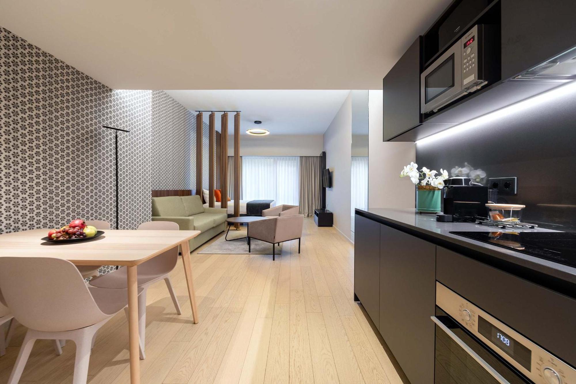 The Central Kirchberg - Smart Aparthotel Люксембург Екстериор снимка