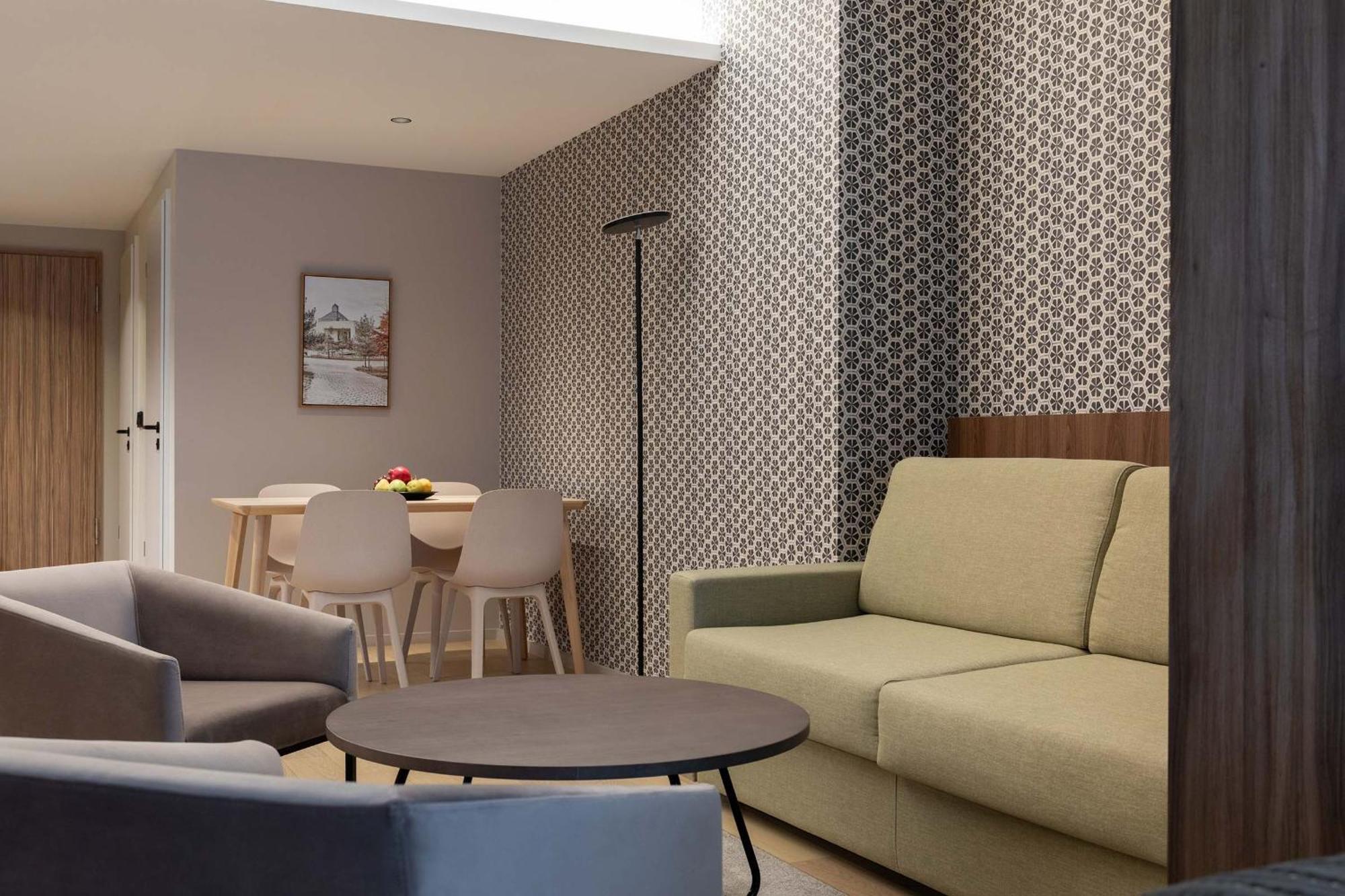The Central Kirchberg - Smart Aparthotel Люксембург Екстериор снимка