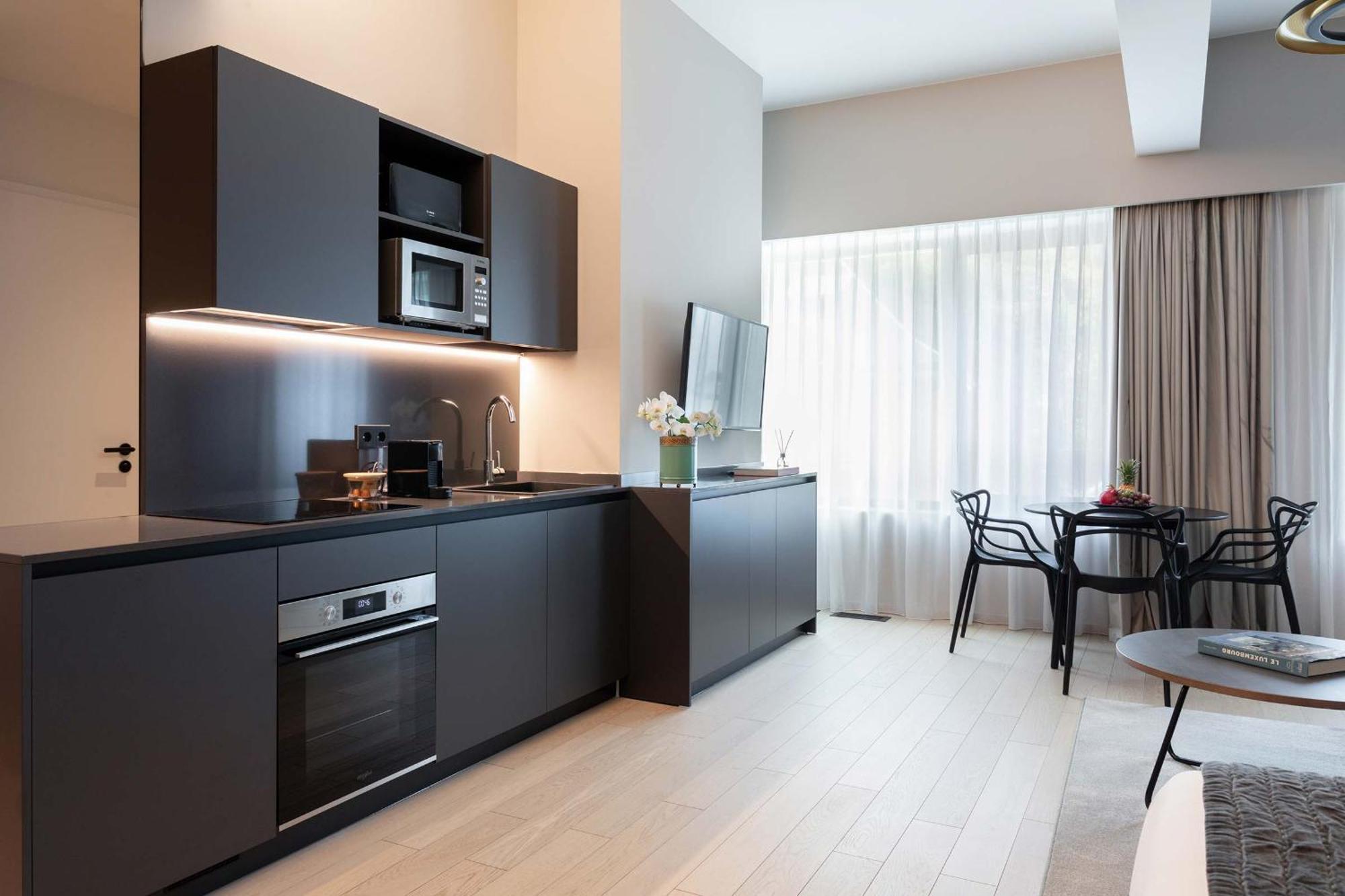 The Central Kirchberg - Smart Aparthotel Люксембург Екстериор снимка